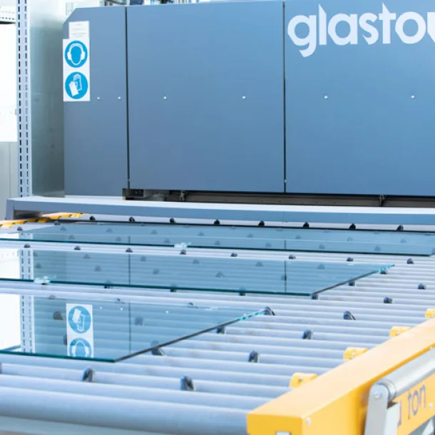 High-temperature resistance testing for GE360 industrial glass